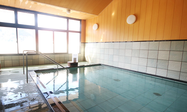 長野県 筑北村の名湯「草湯温泉」