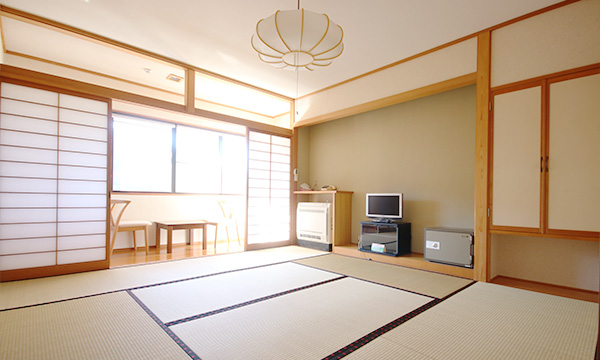 合宿 旅館 落ち着いた客室