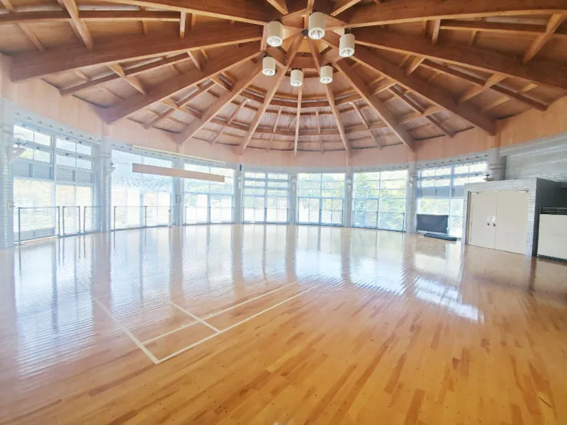 冠着荘 館内施設 合宿 体育館