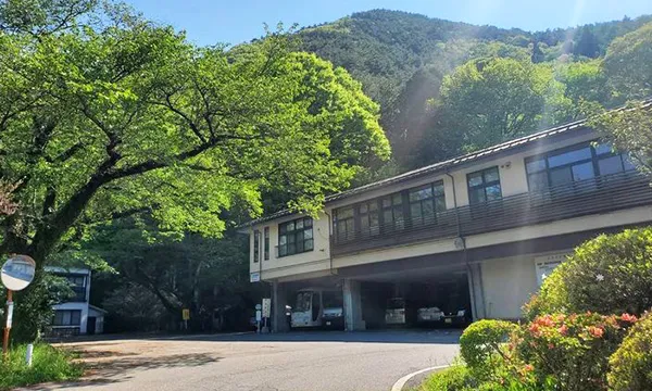 長野県 筑北村 冠着荘